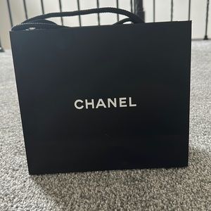 Chanel lambskin keychain wallet